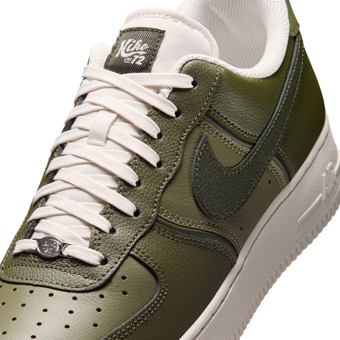[IM5752-301] Men's Nike Air Force 1 '07 LV8 'Cargo Khaki'