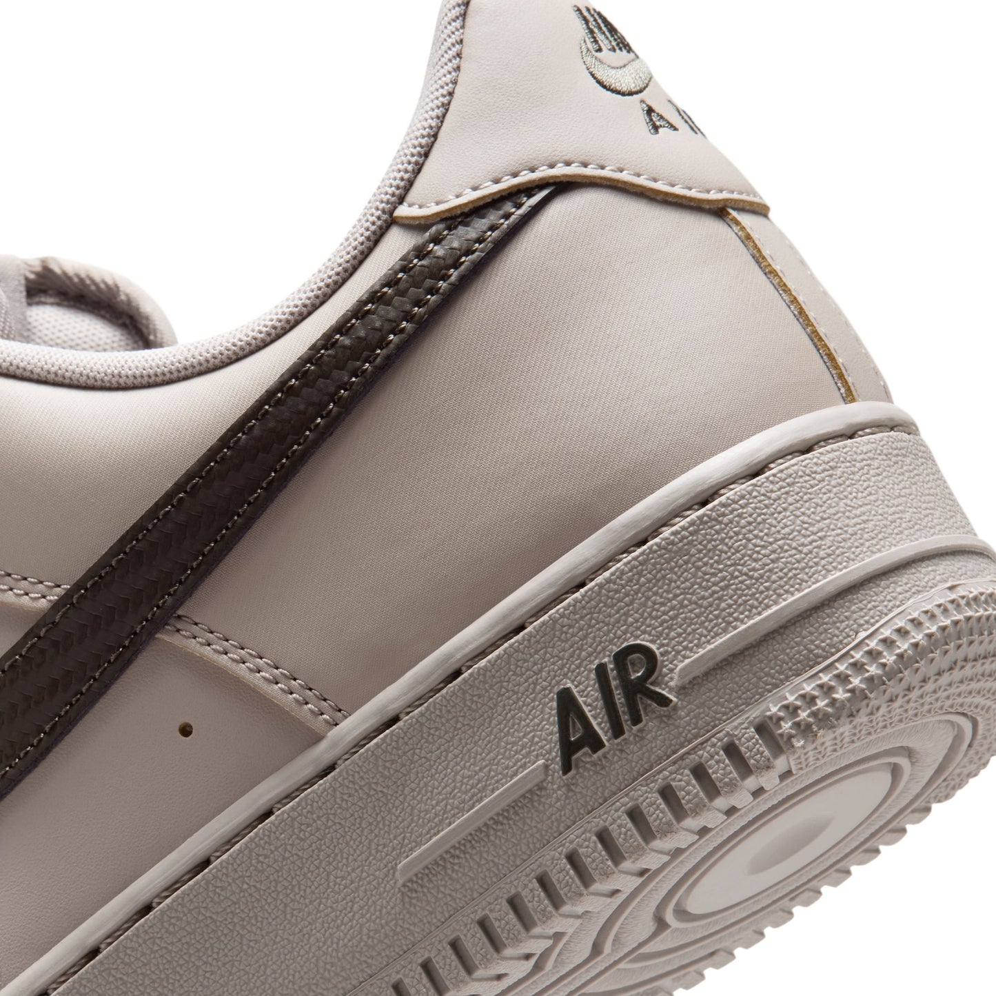 [IV5732-002] Men's Nike Air Force 1 '07 'College Grey/Newsprint'