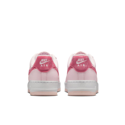 [IO8755-600] Women's Nike Air Force 1 'Valentine's Day'