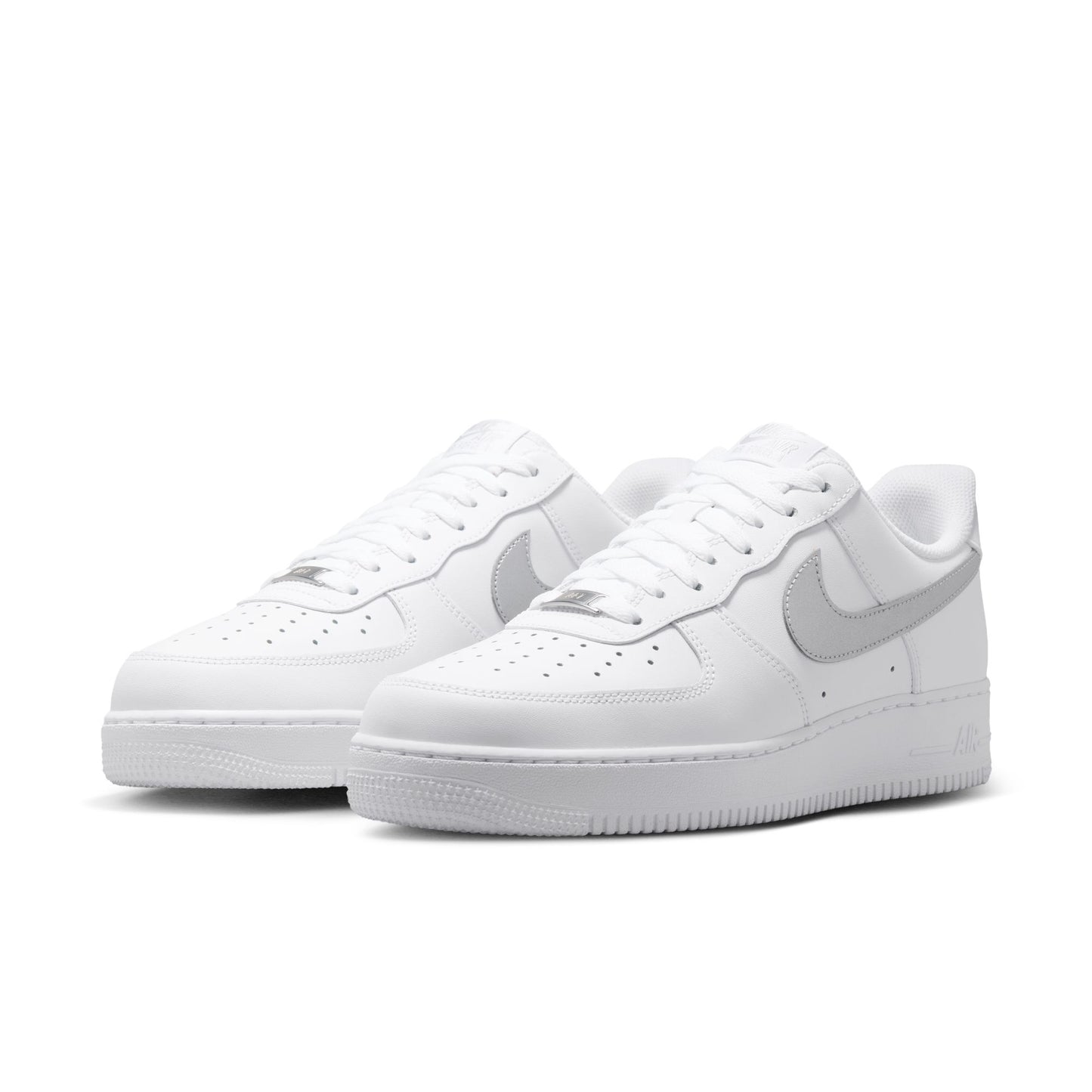 [FJ4146-134] Men's Nike Air Force 1 '07 'White Metallic Silver'