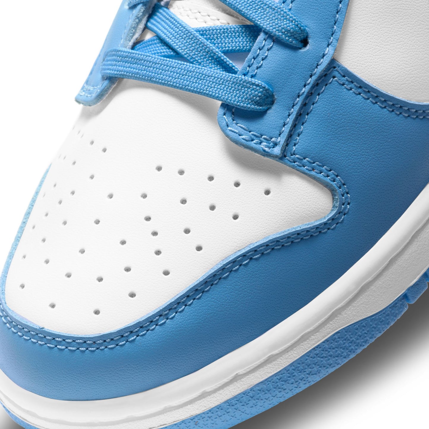 [DD1391-102] Men's Nike Dunk Low Retro 'UNC'