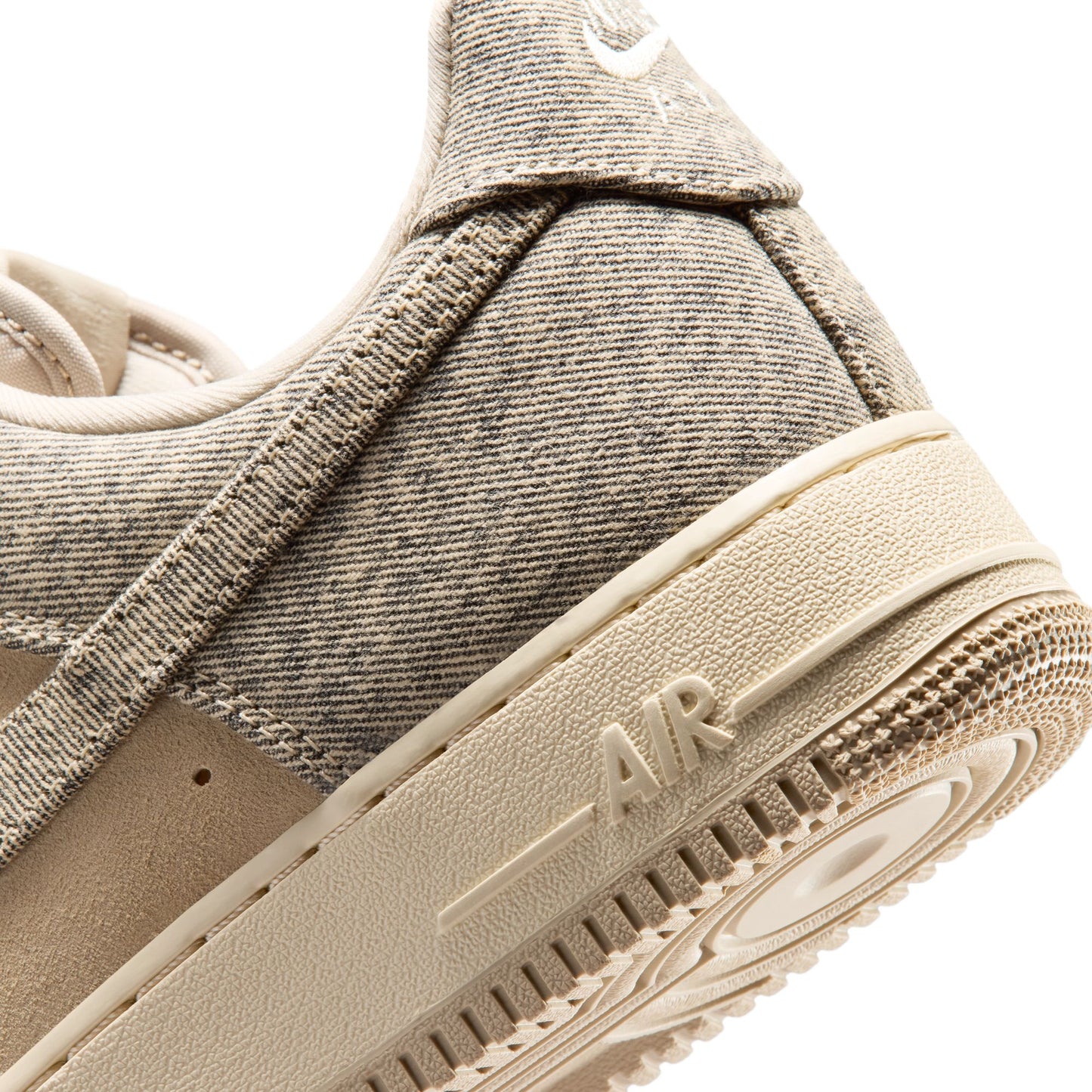 [IR0951-201] Men's Nike Air Force 1 '07 LV8 Denim 'Desert Khaki'