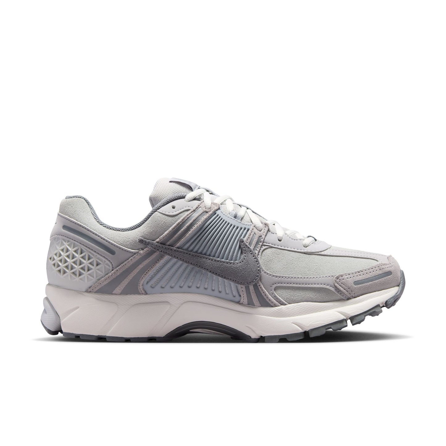 [IV6857-001] Men's Nike Zoom Vomero 5 SE 'Cool grey'
